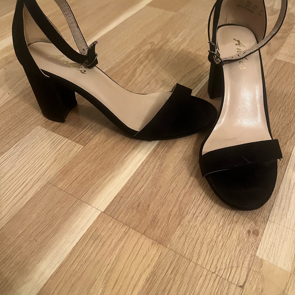 Elegant Black Women's Heels